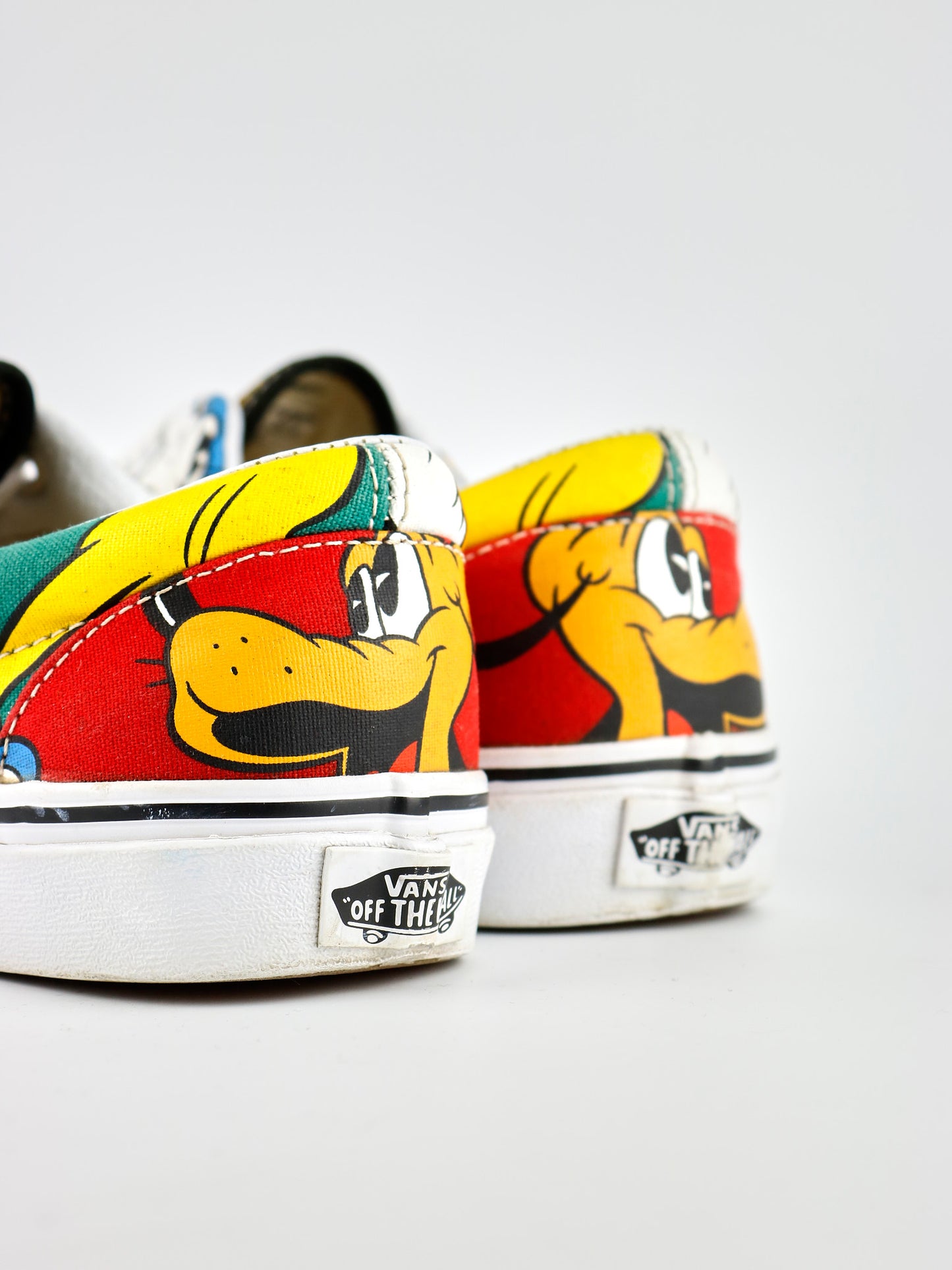 Vans Era Mickey And Friends Disney