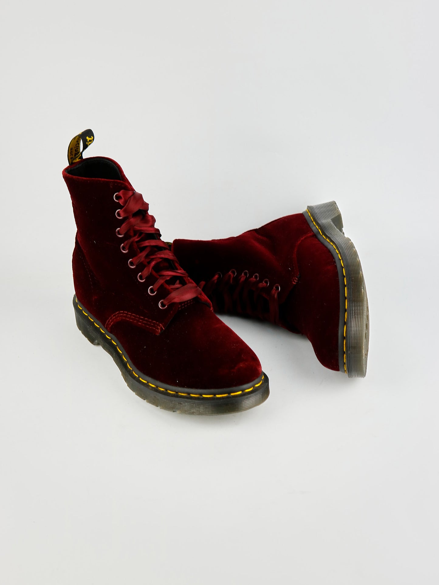 Dr. Martens 1460 Pascal Red Velvet