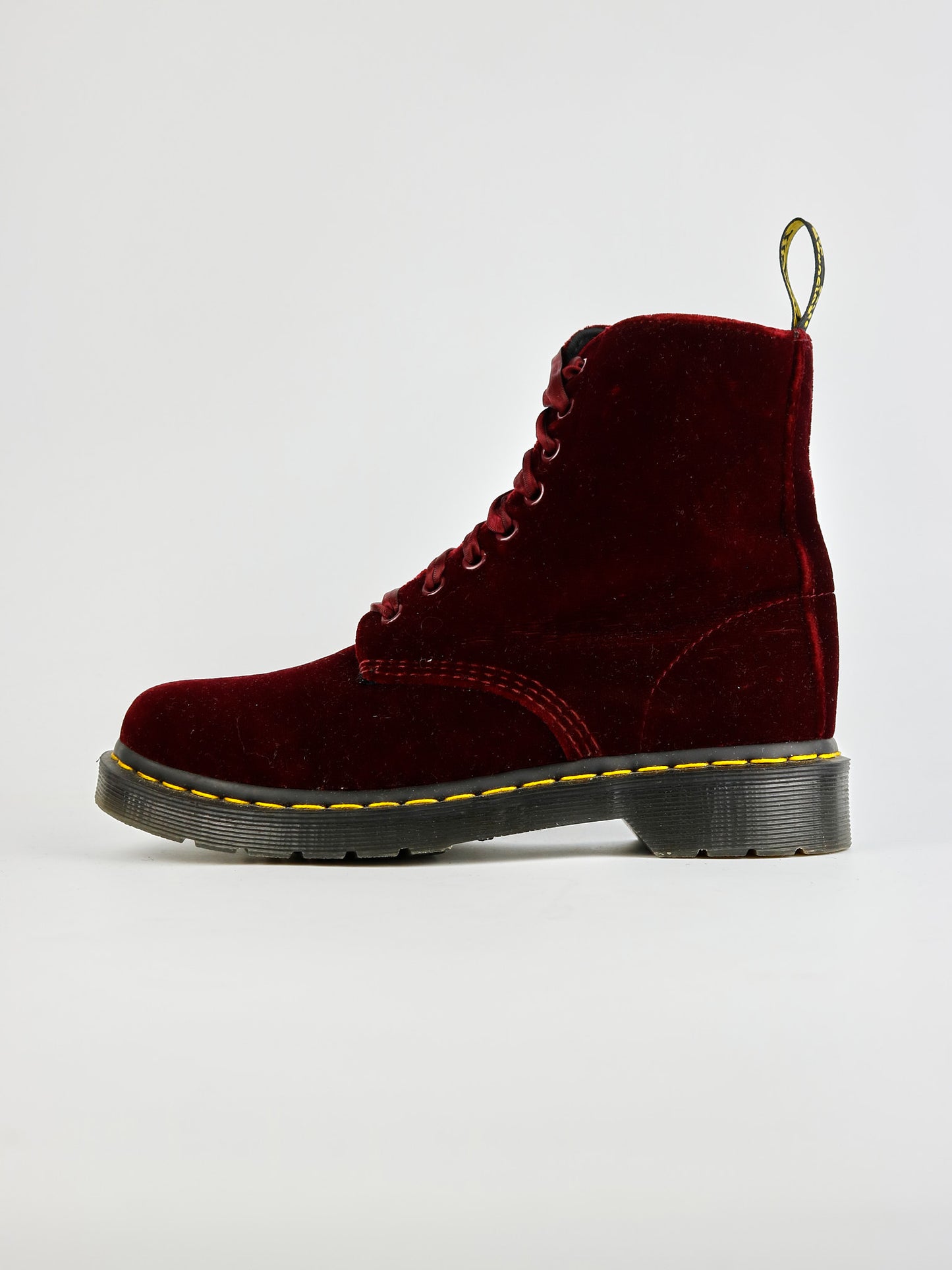 Dr. Martens 1460 Pascal Red Velvet