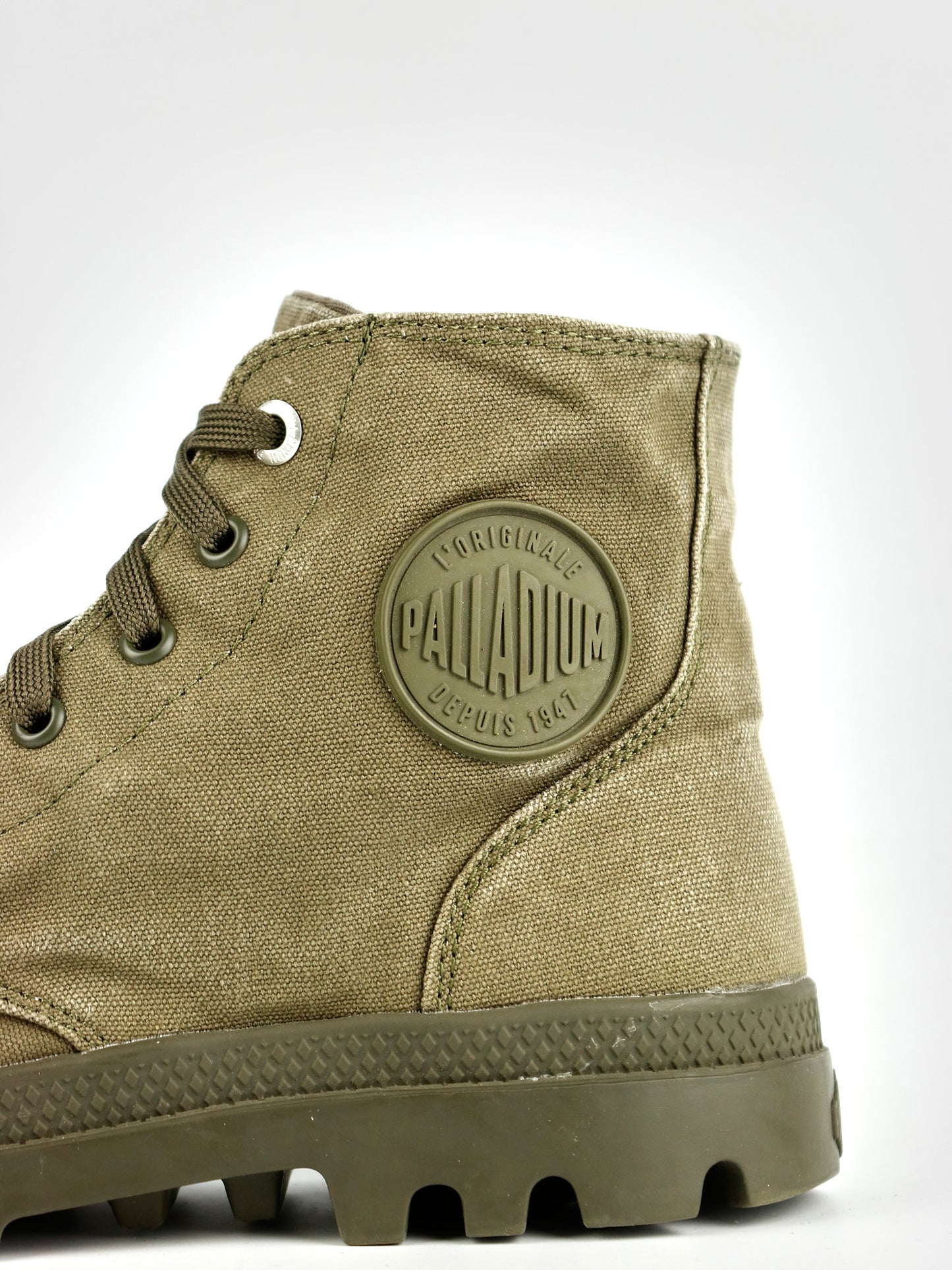 Palladium Pampa Hi Olive