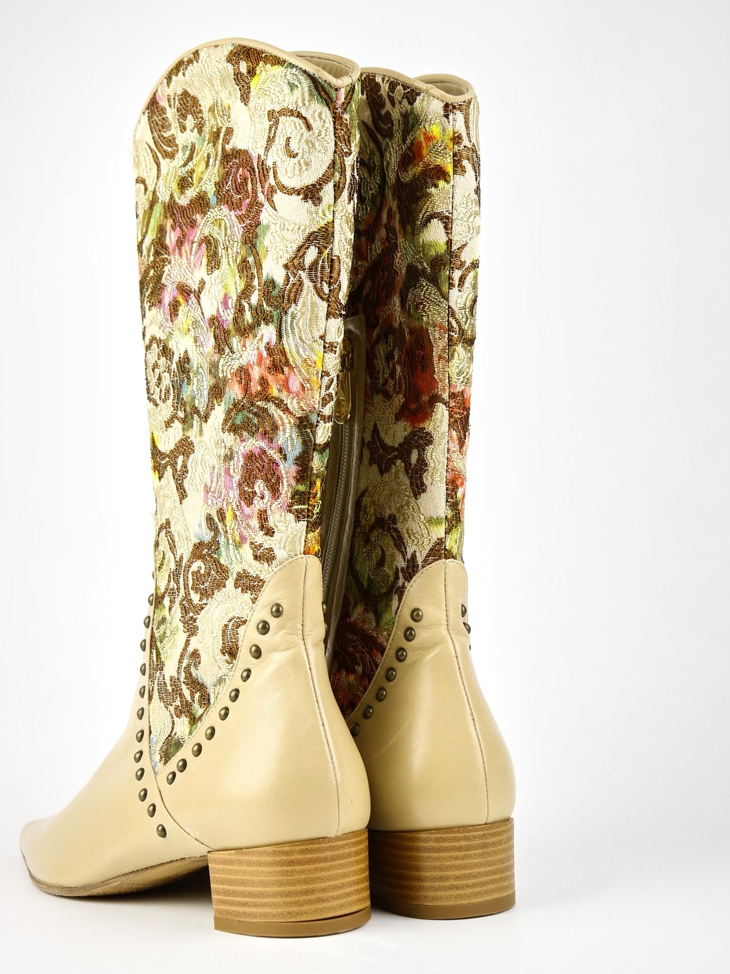 Cowgirl Embroidered Floral